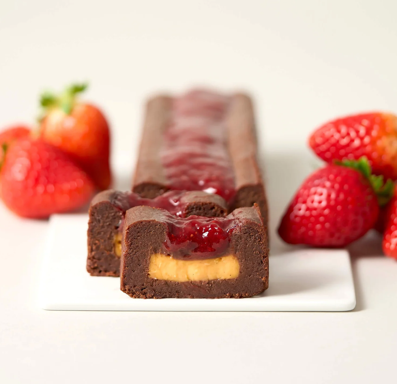 苺の生ガトーショコラ-いちご家めい-–-Minimal-Bean-to-Bar-Chocolate--01-16-2026_02_17_PM (1)